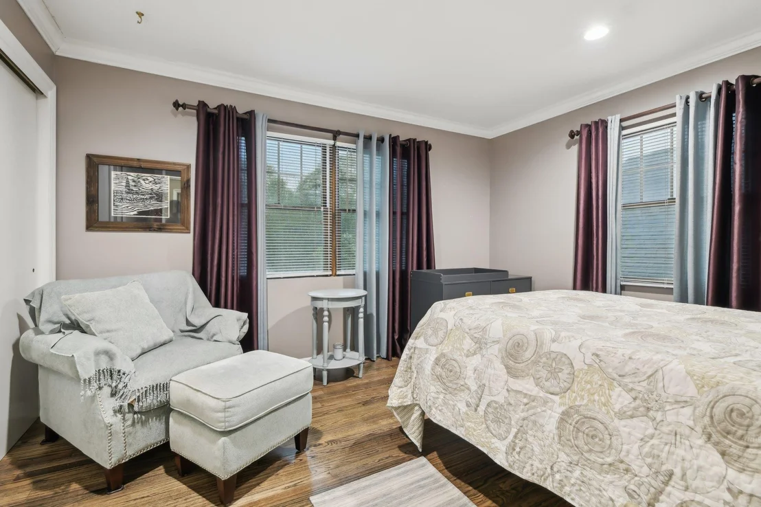 Photo of 98 Beach Road
