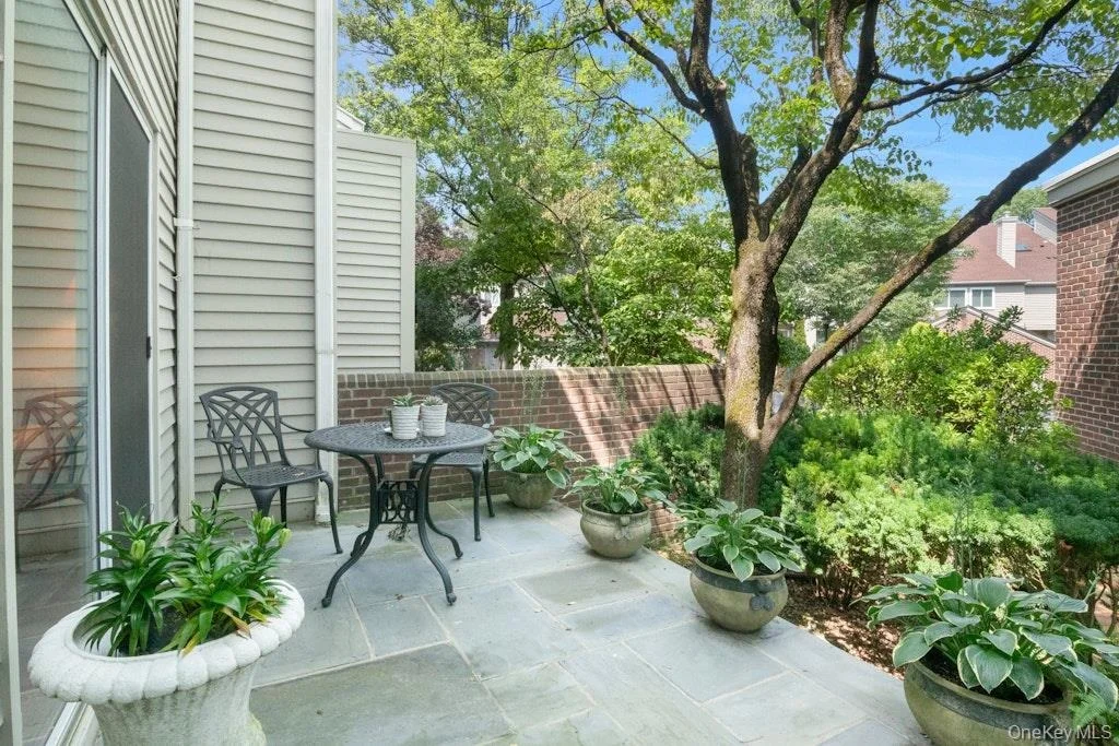 Photo of 8 Waterside Close
