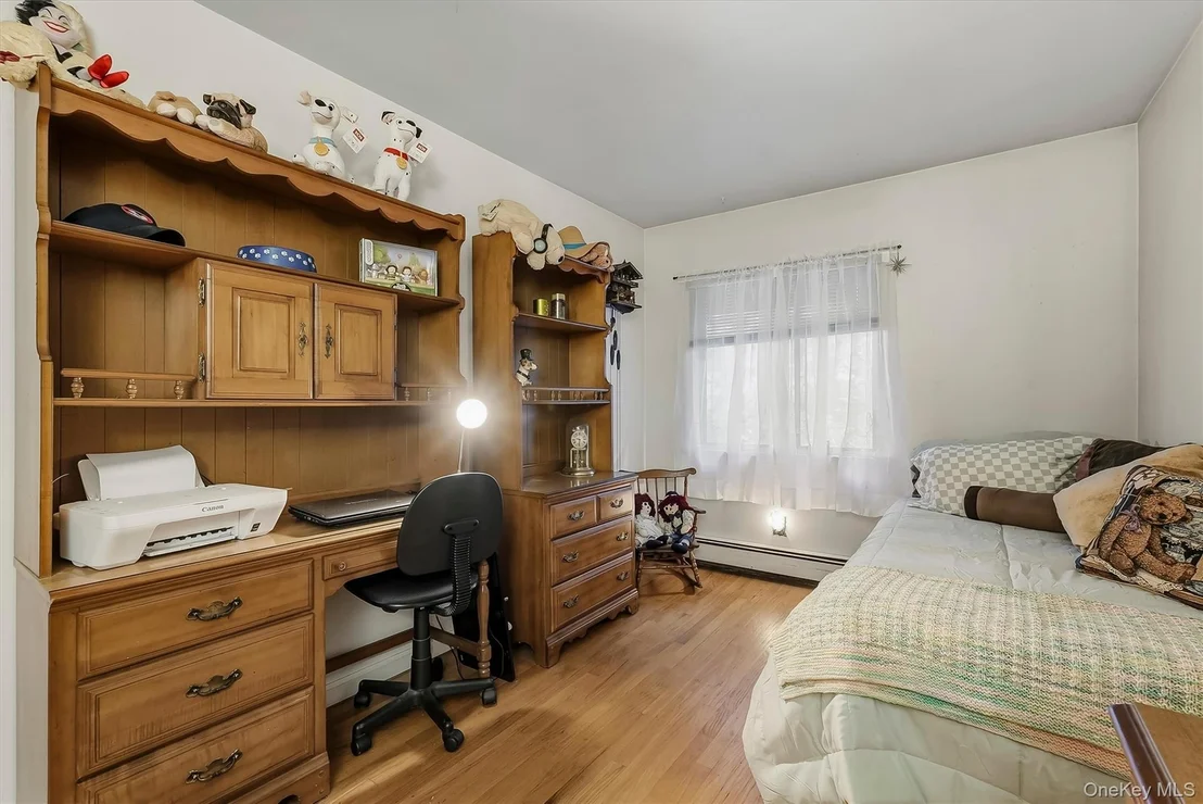 Photo of 17 Pemart Avenue