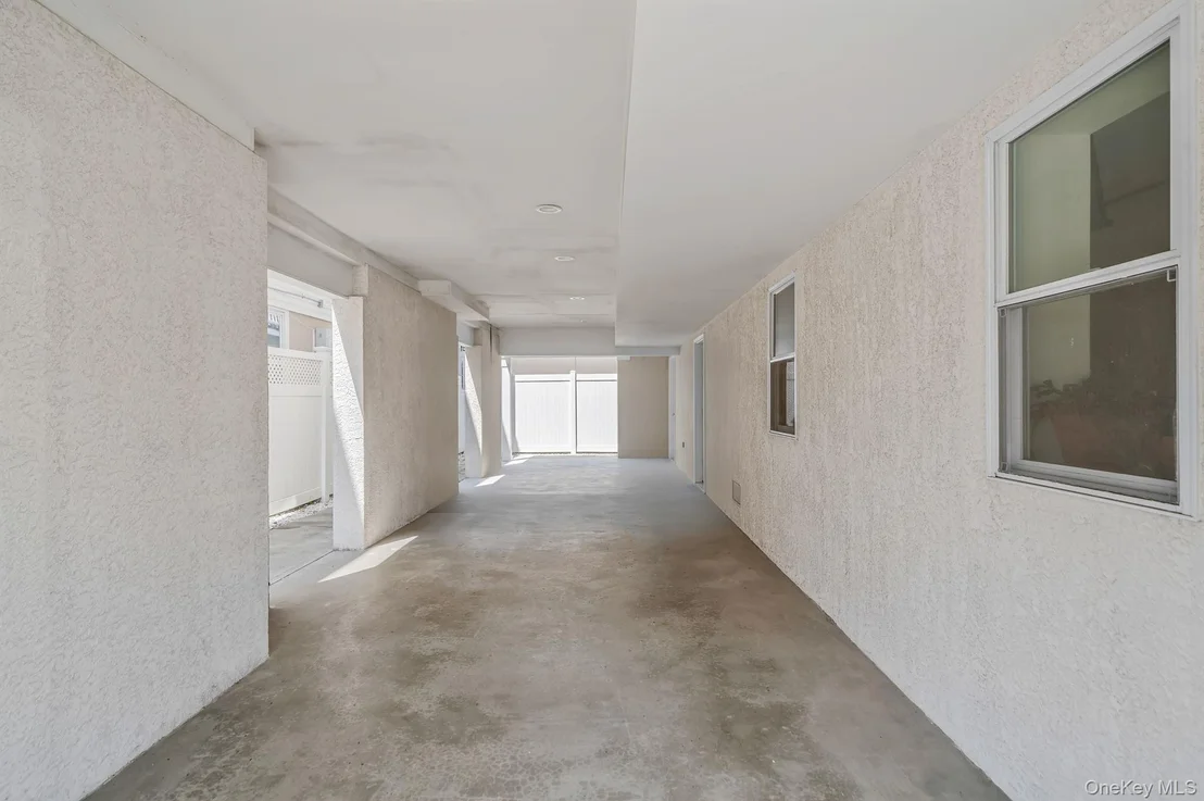 Photo of 85 Delaware Avenue