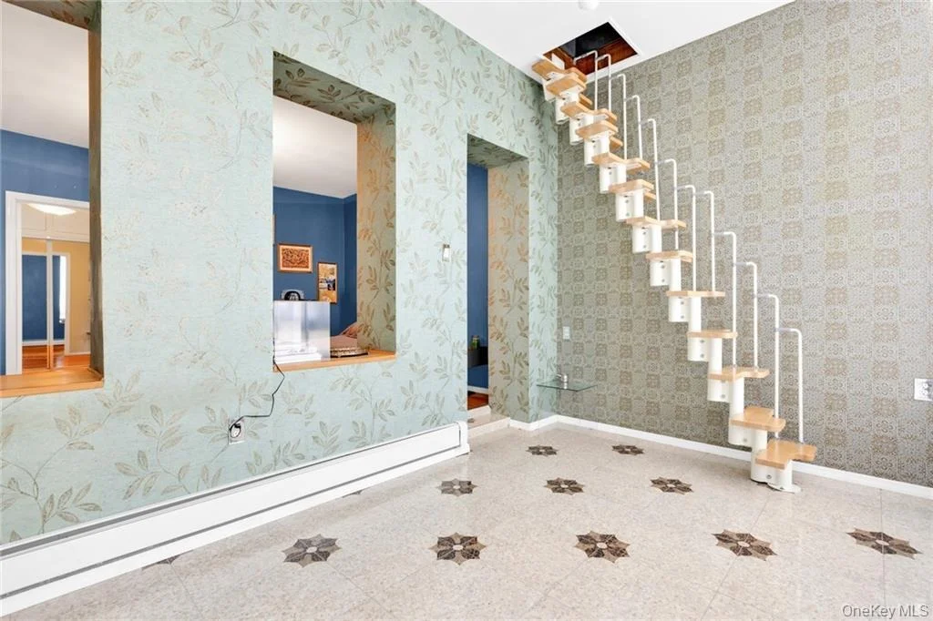 Photo of 82 W End Avenue