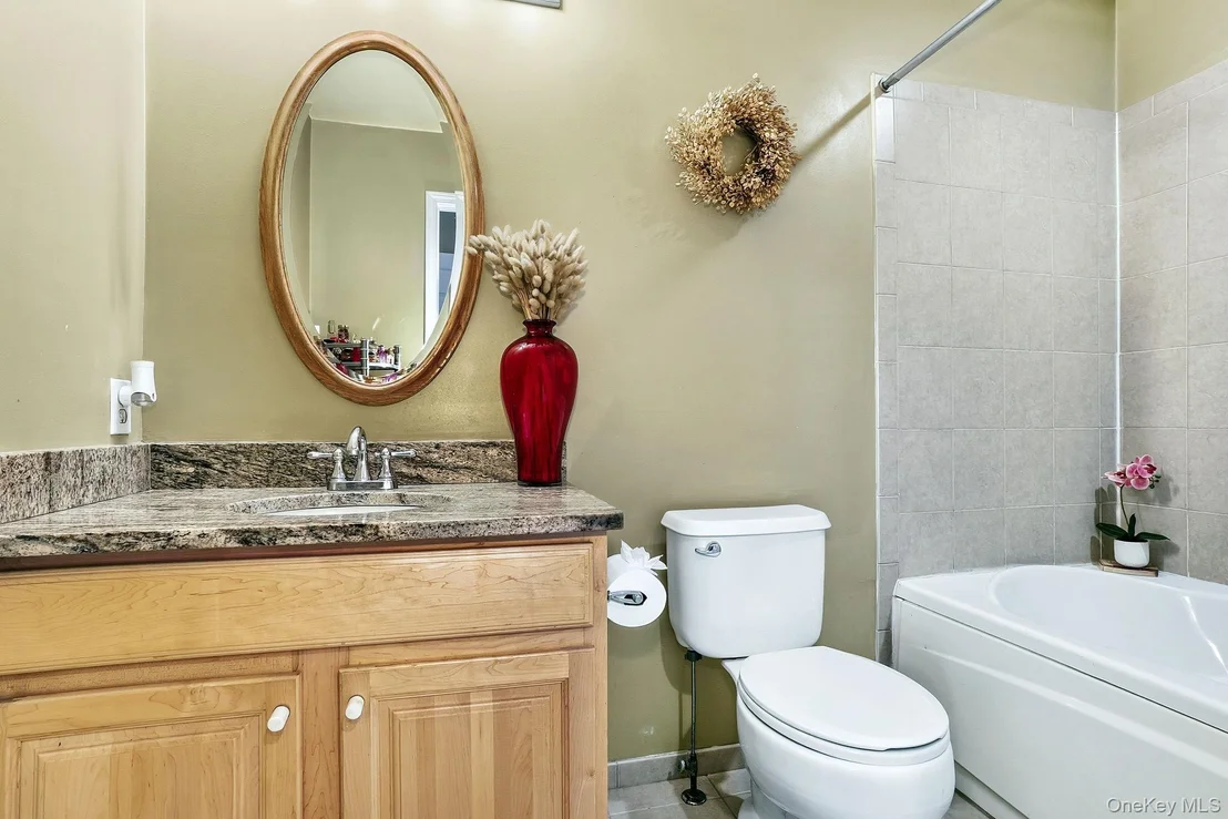 Photo of 1604 Pondview Loop