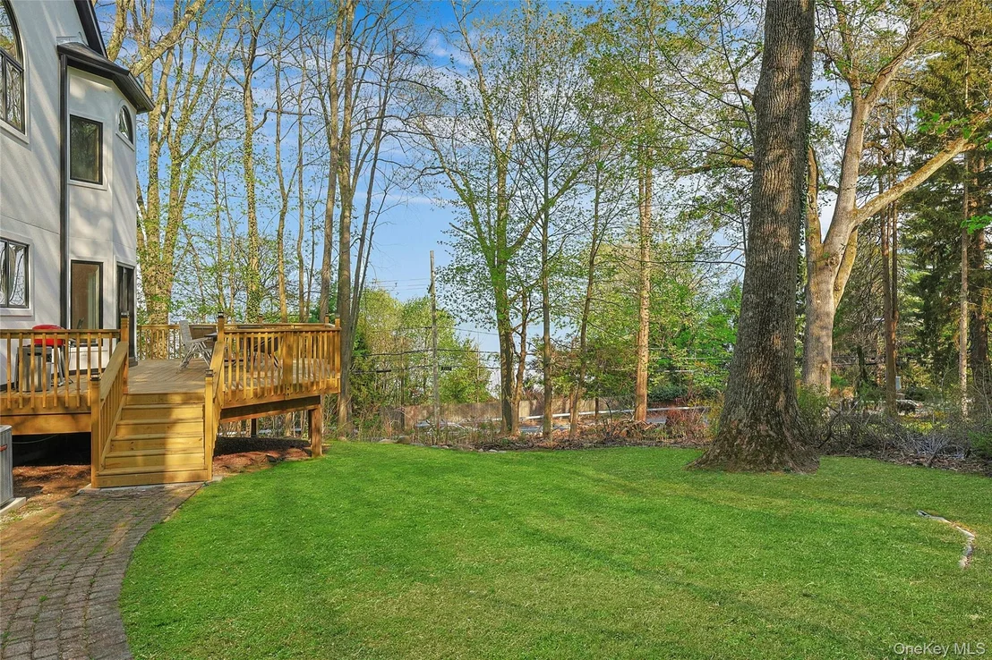 Photo of 6 Treeline Terrace