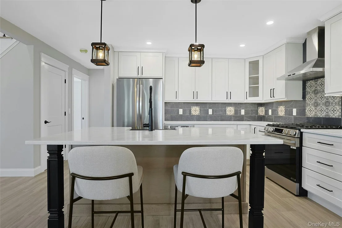 Photo of 74 Beach Road