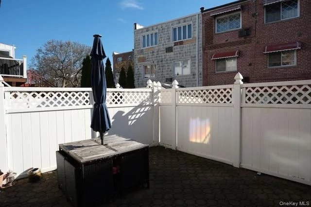 Photo of 2816 Collis Place