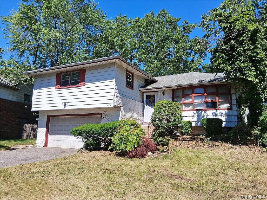 Photo of 1036 Furth Road