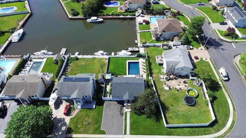 Photo of 159 Driftwood Drive