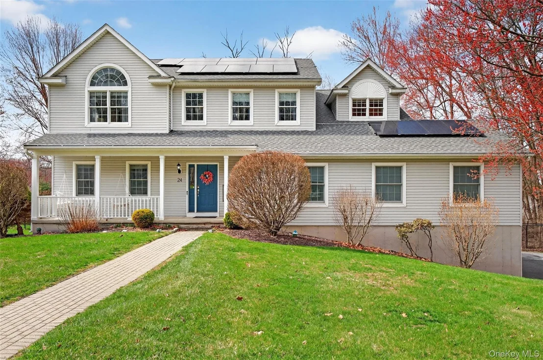 Photo of 24 Coachlight Drive