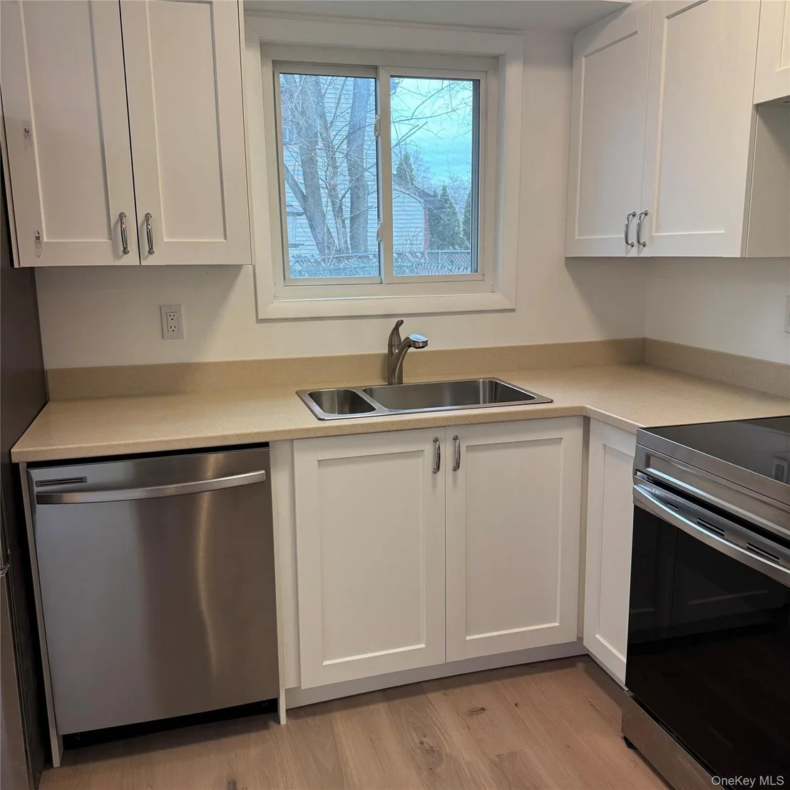 Photo of 206 Chrystal Drive