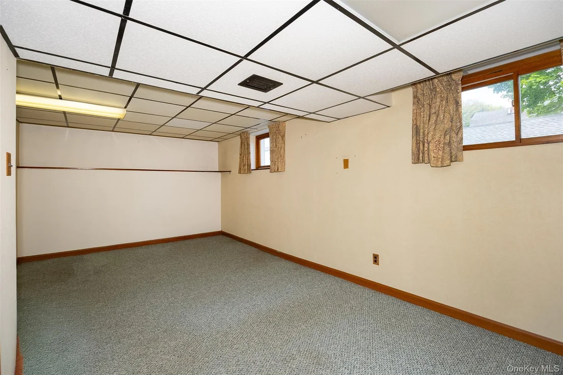 Photo of 6 Irving Avenue