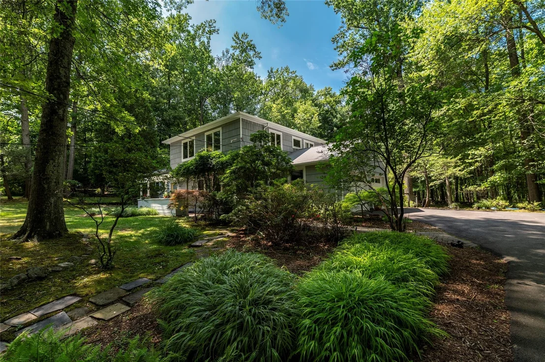 Photo of 204 Radcliff Drive
