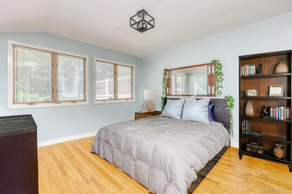 Photo of 10 Longbow Road