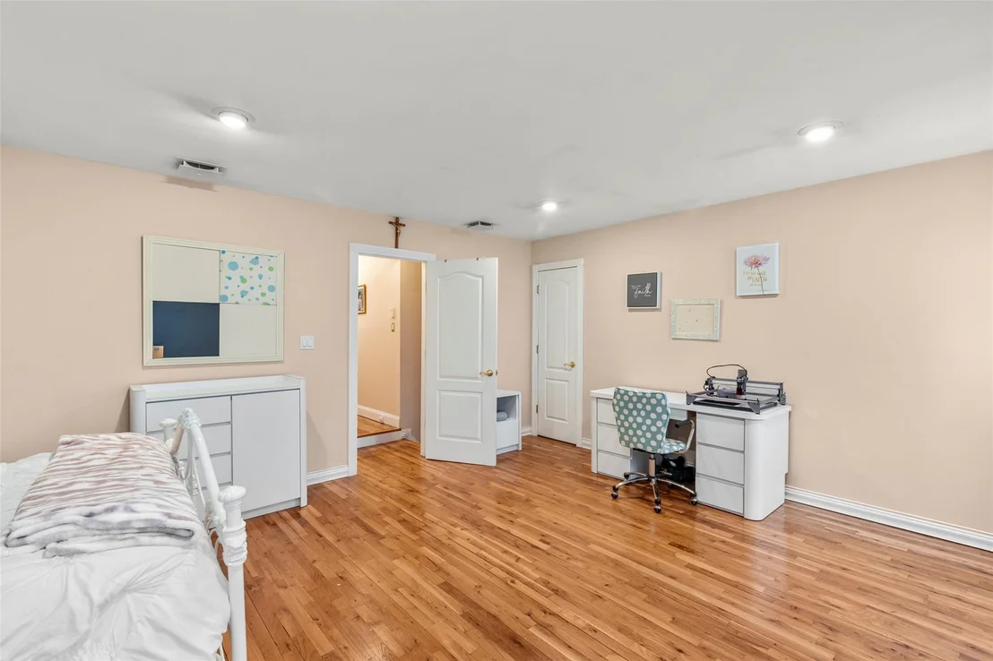 Photo of 8 Wichard Boulevard