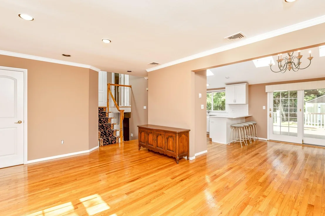 Photo of 32 Kings Park Road