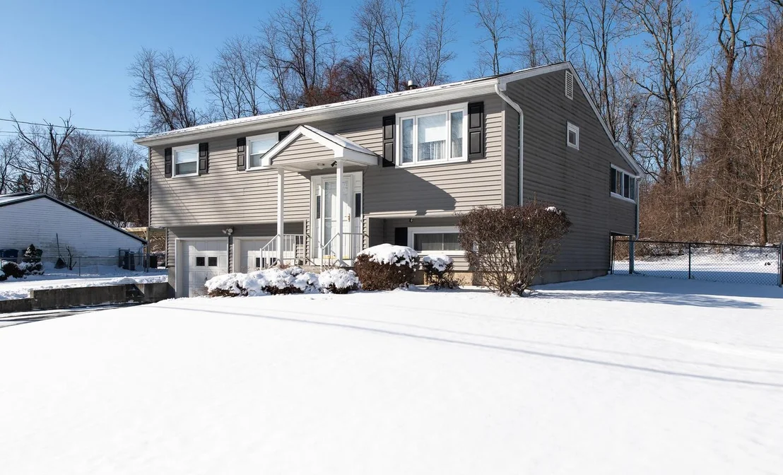 Photo of 62 Nassau Road