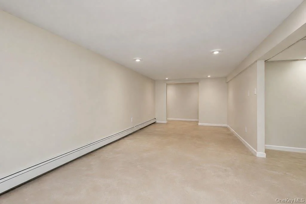 Photo of 20 Fieldstone Boulevard