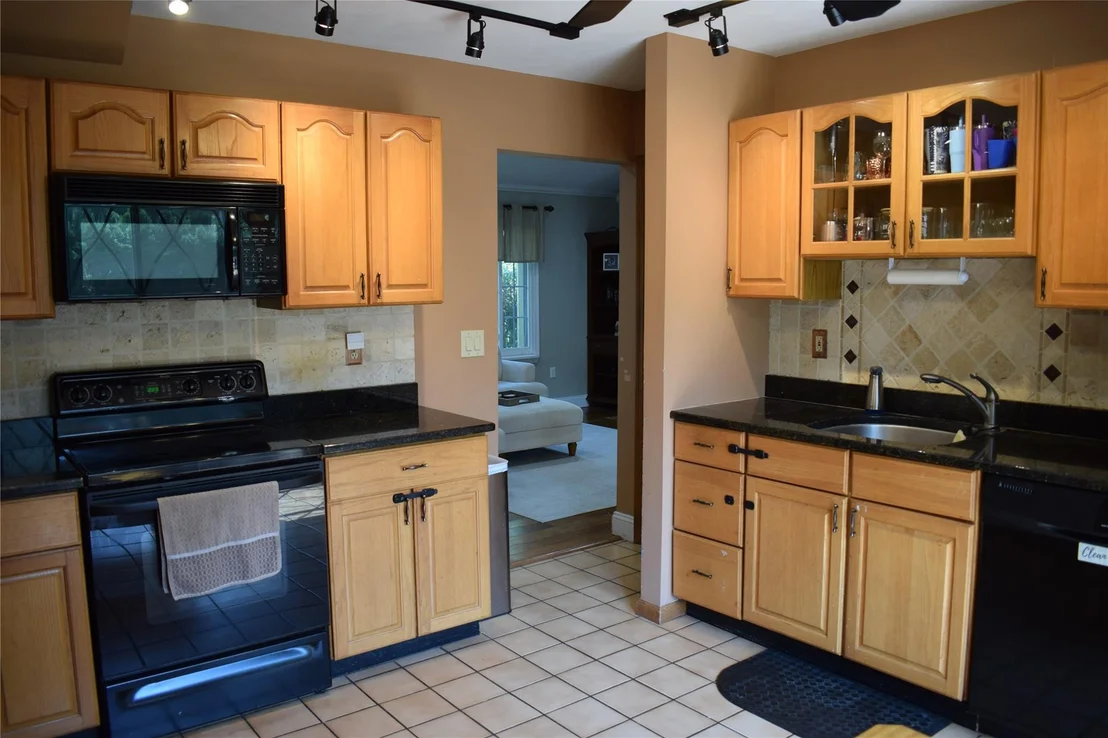 Photo of Unit 11 at 119 Stringham Road