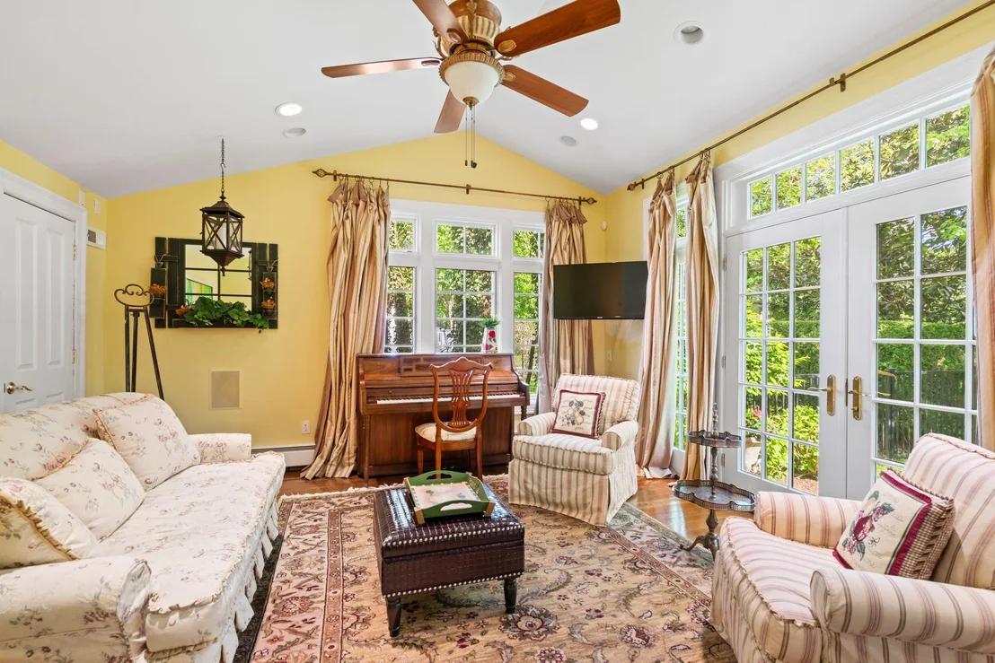 Photo of 39 Bucknell Drive