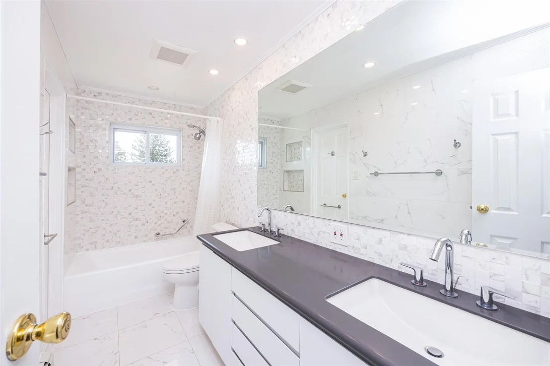 Photo of 21 garynson Court