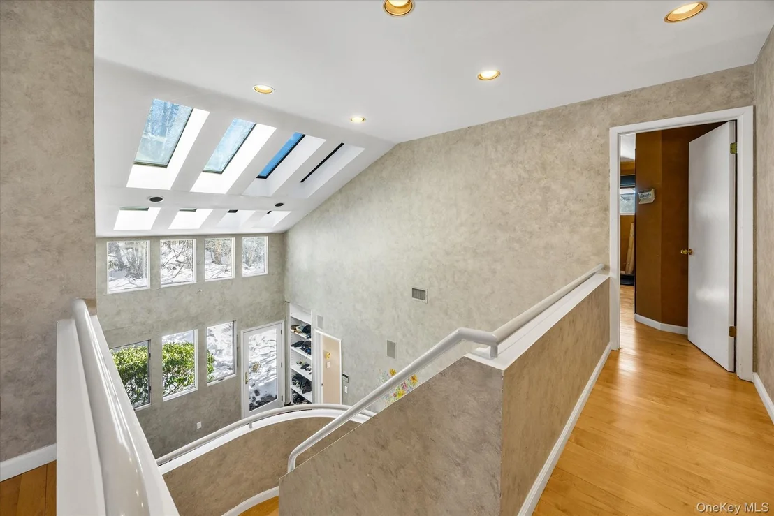 Photo of 20 Henhawk Road