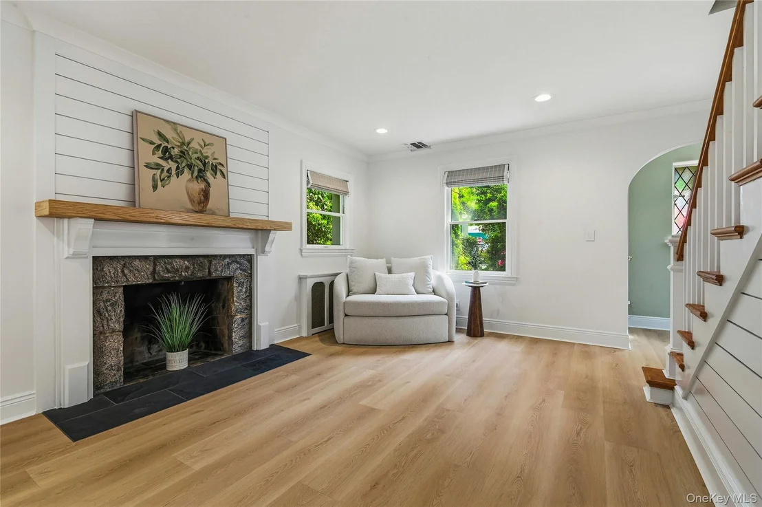 Photo of 45 Locust Place