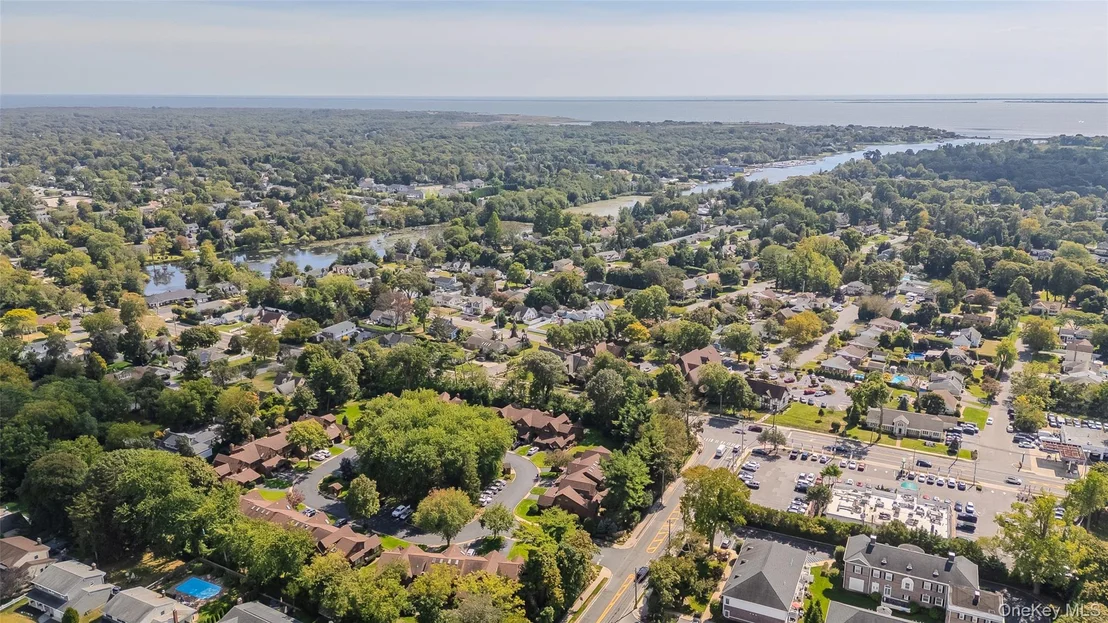 Photo of 7 Sutton Place