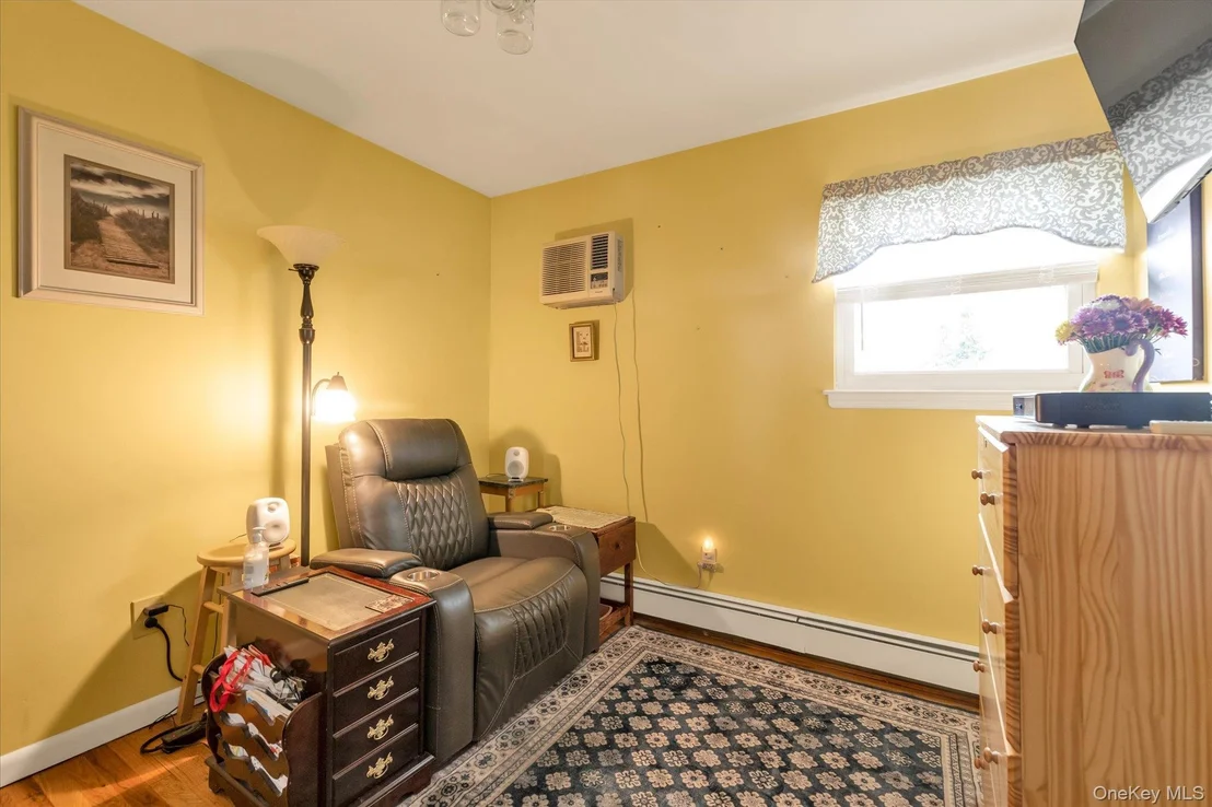 Photo of 46 Forest Avenue