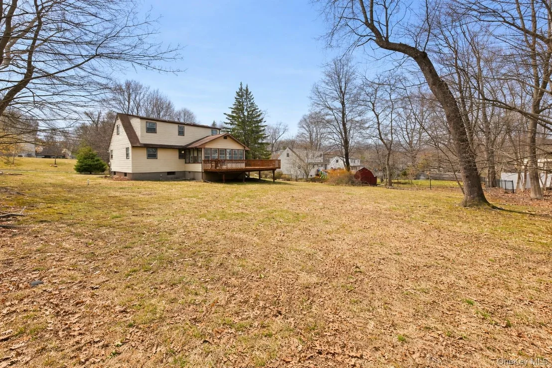 Photo of 160 E Willow Tree Road