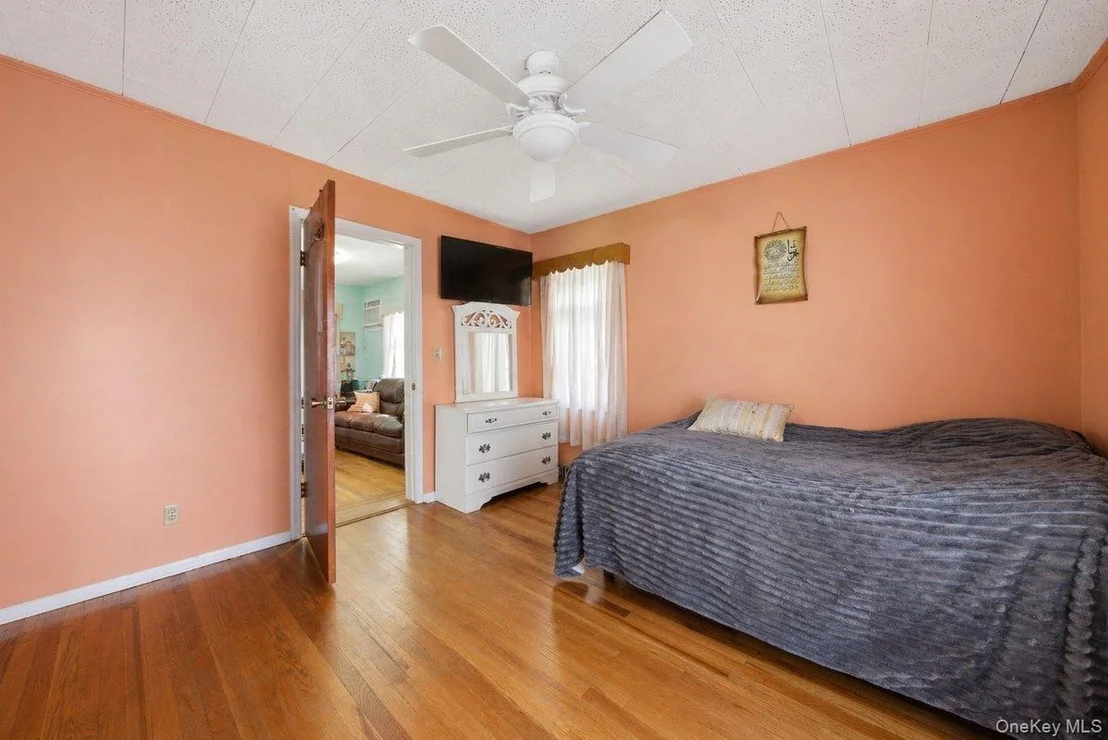 Photo of 7 Byron Avenue