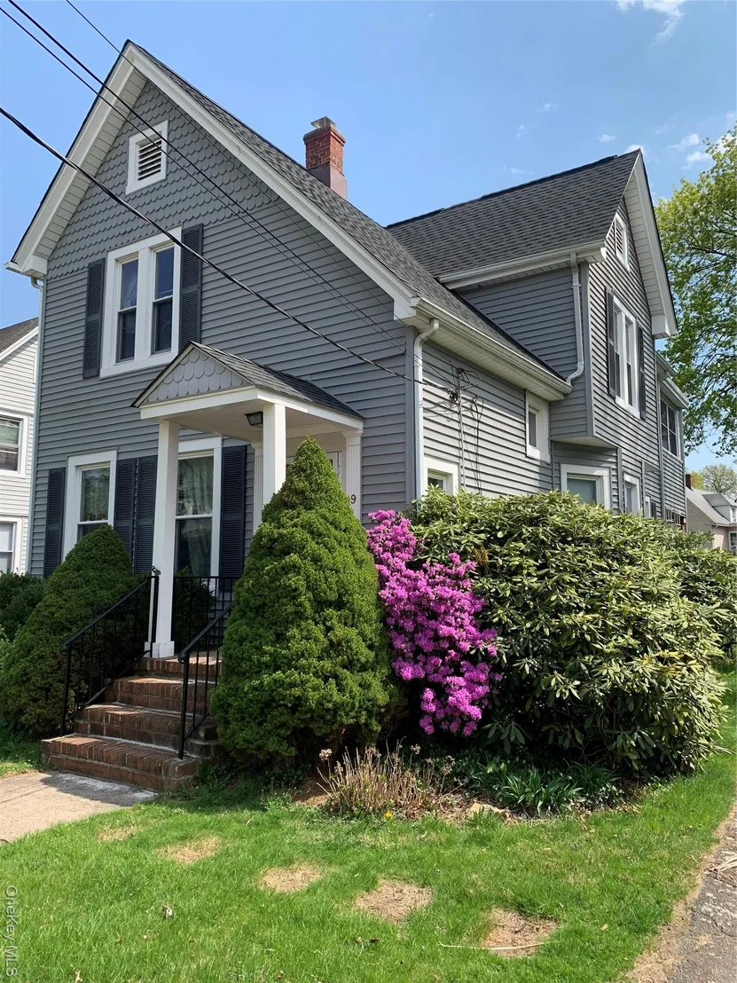 Photo of 9 Clinton Place
