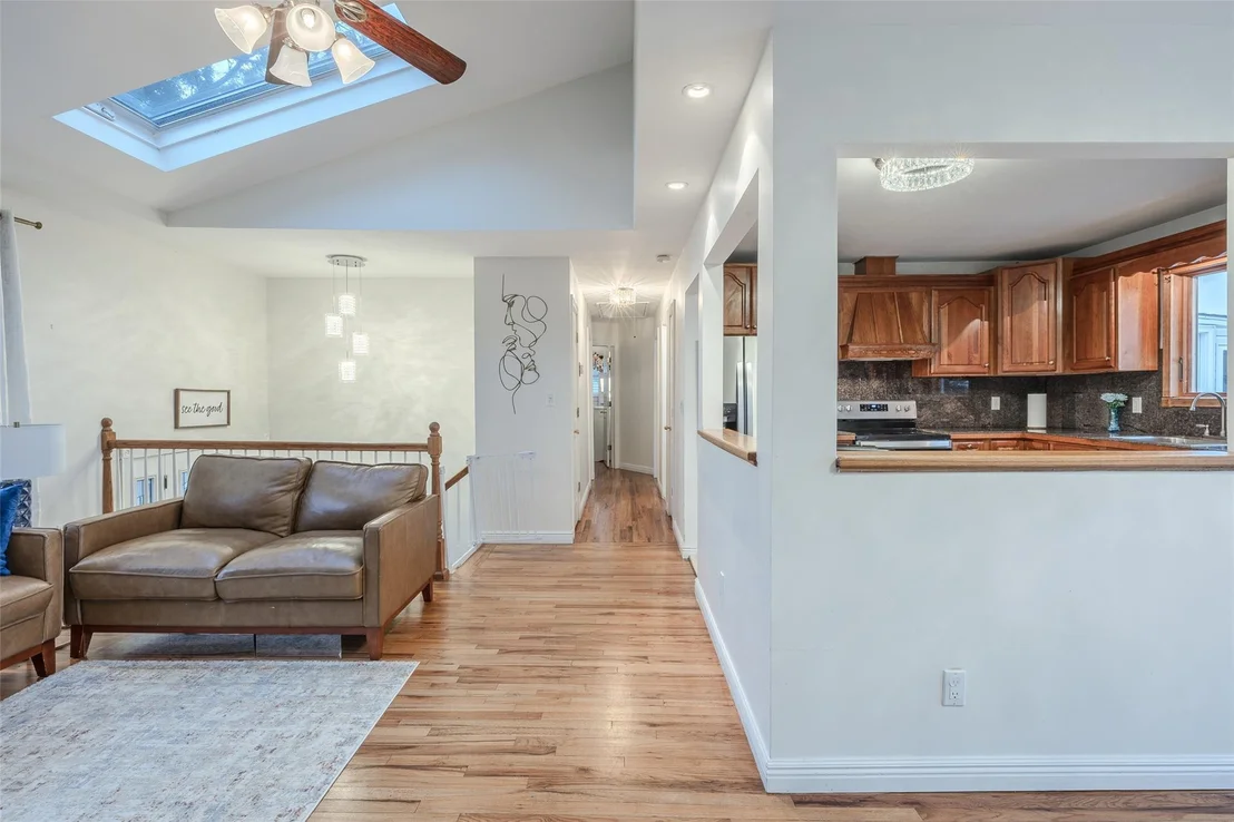 Photo of 3056 Ann Street