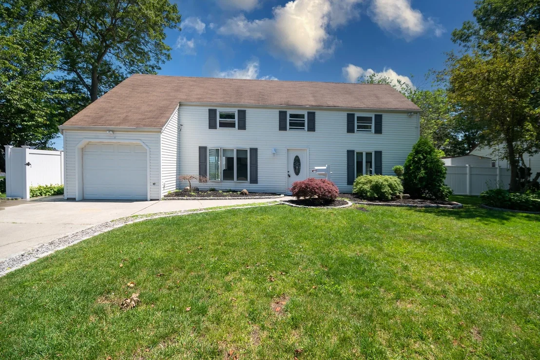 Photo of 7 Lurcott Lane