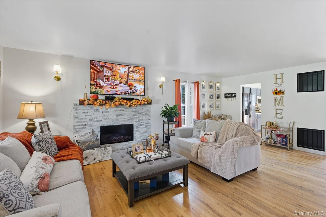 Photo of 42 Biltmore Drive