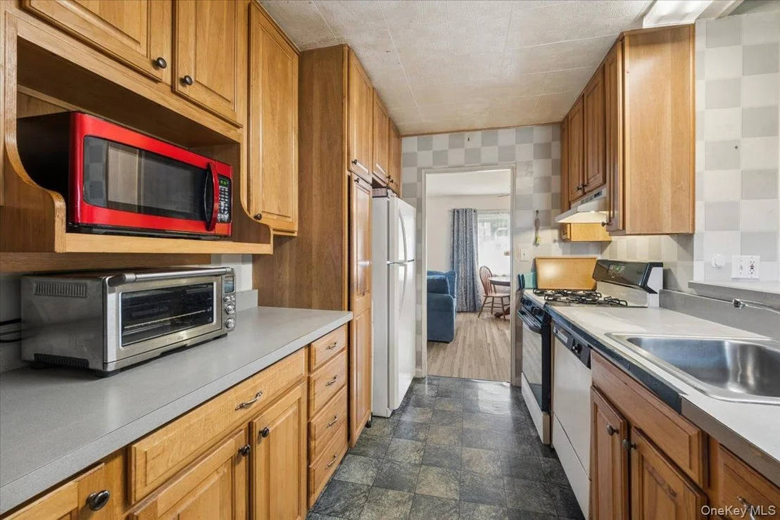 Photo of 8 Cayuga Drive
