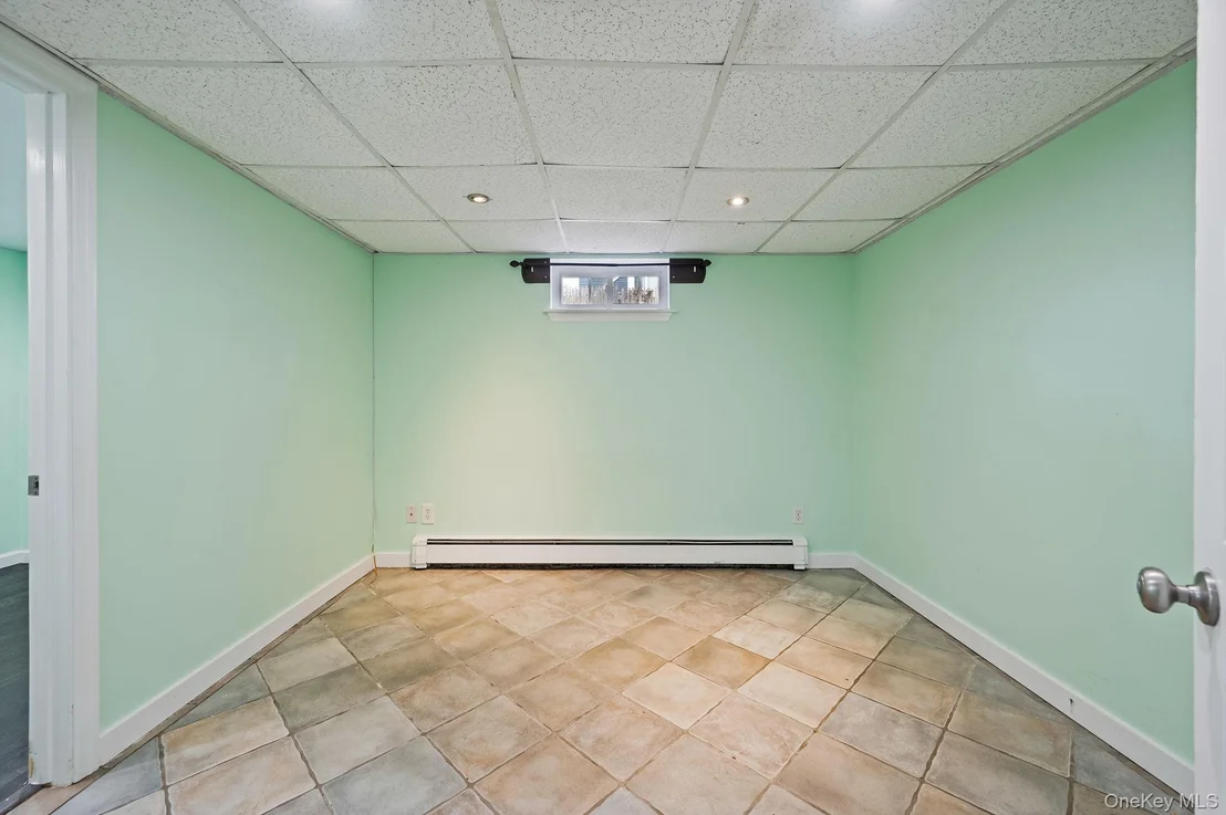 Photo of 317 Centre Avenue