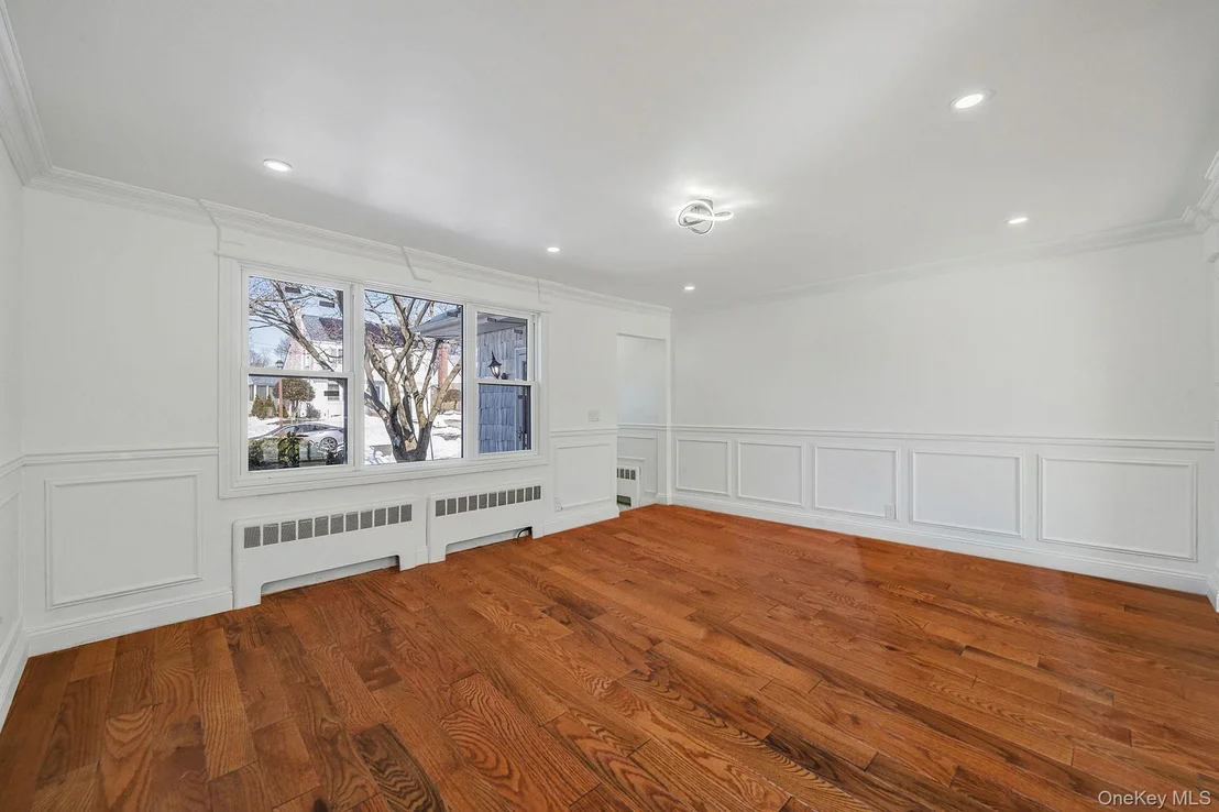 Photo of 420 Devonshire Road