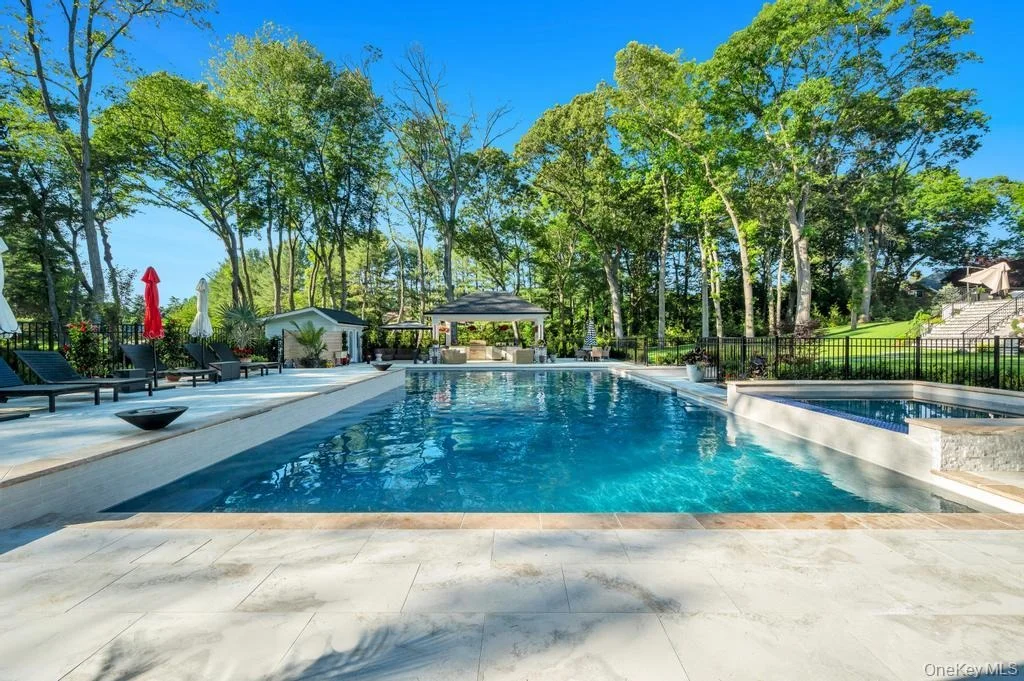 Photo of 2 Chelmsford Drive