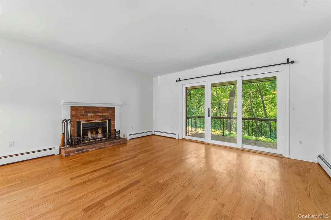 Photo of 101 Eagle Bay Drive