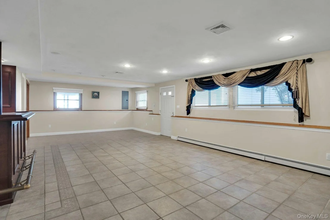 Photo of 33 Pittoni Drive