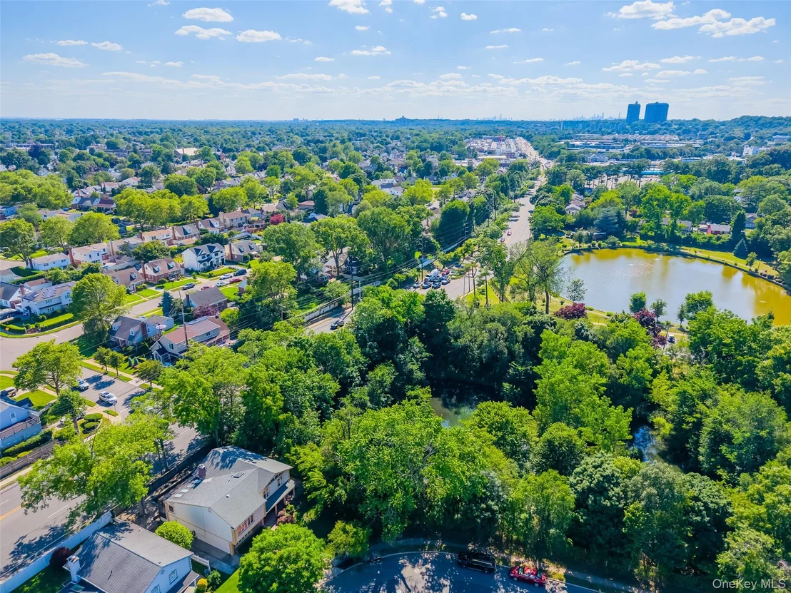 Photo of 159 South Drive