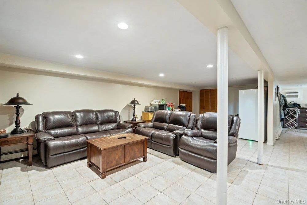 Photo of 91 15th Avenue