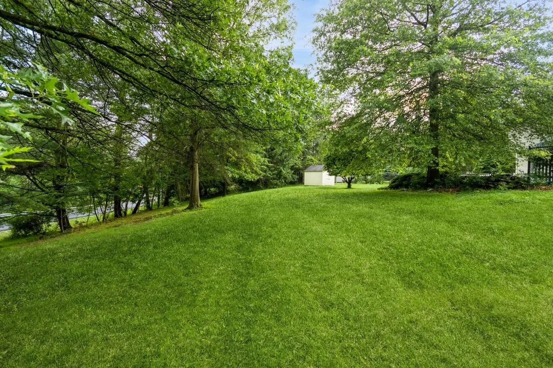 Photo of 2 Demarest Road