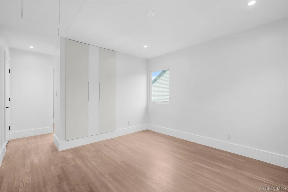 Photo of 313 Sixth Avenue