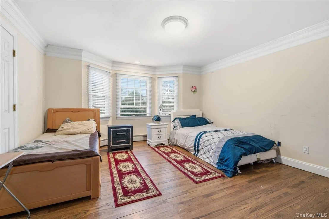 Photo of 21 Astor Avenue