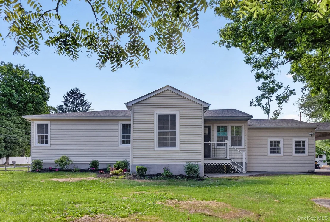 Photo of 669 Vassar Road