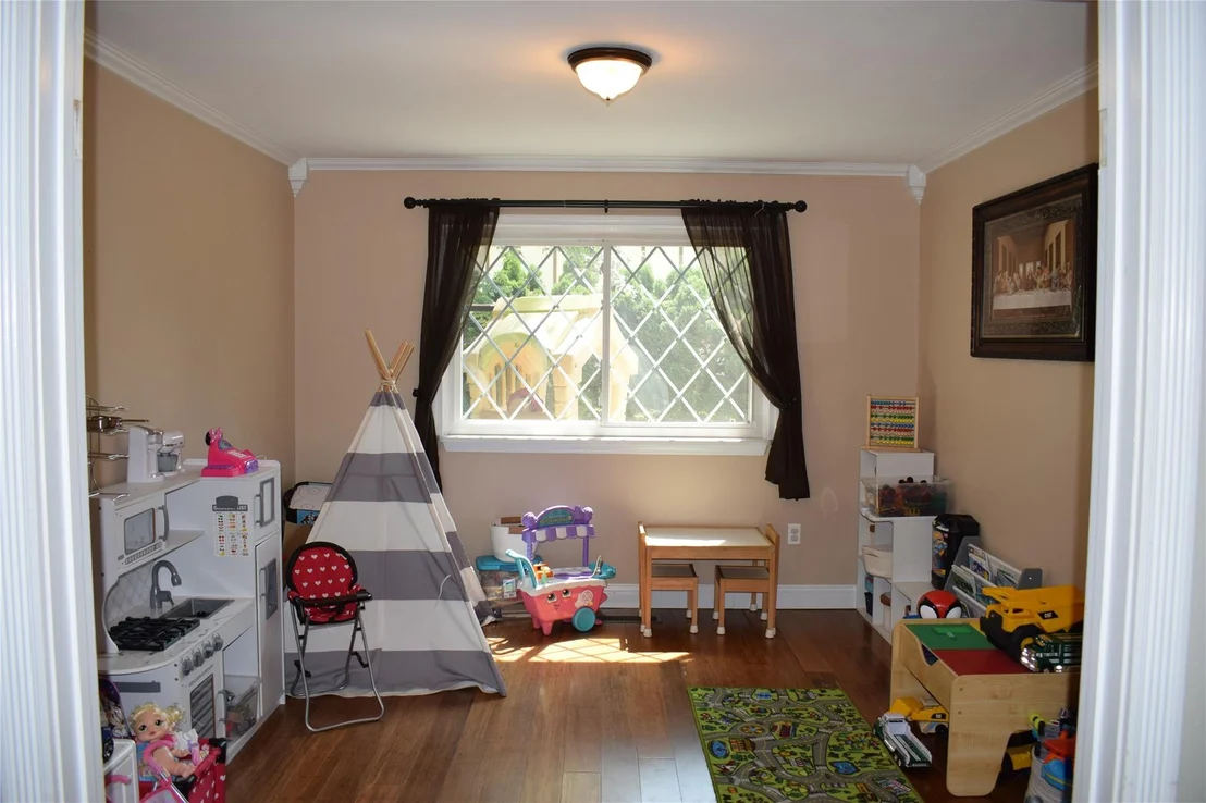 Photo of Unit 11 at 119 Stringham Road