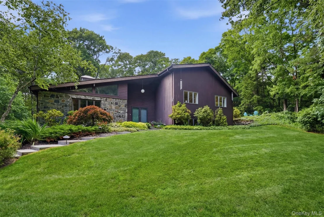 Photo of 17 Stoutenburgh Drive