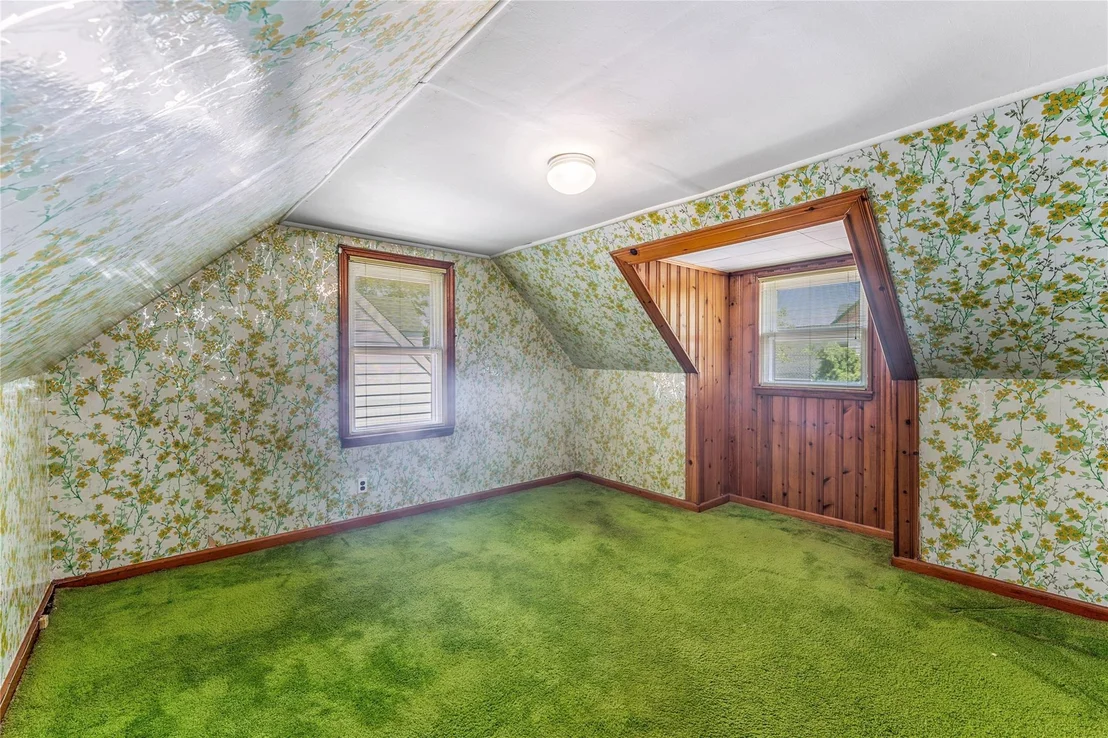 Photo of 248 Cushing Avenue
