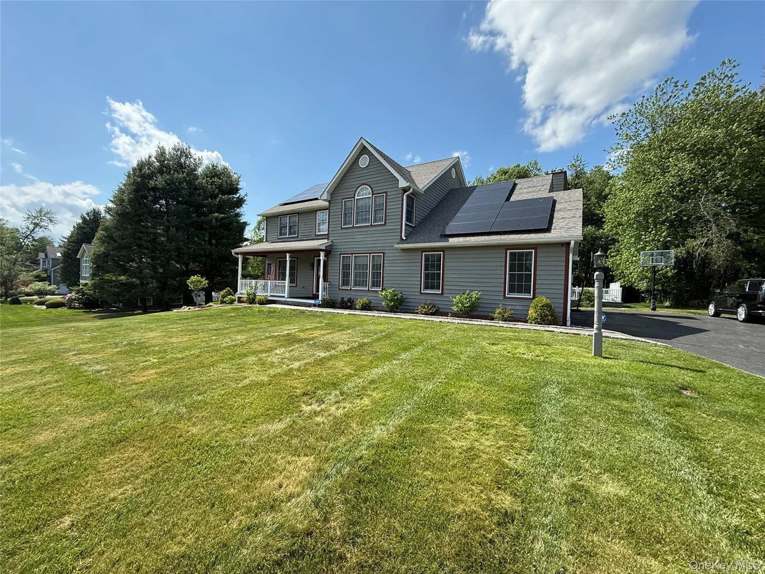 Photo of 58 Hoose Boulevard