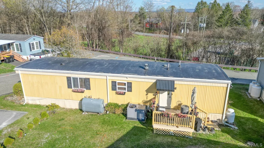 Photo of 301 3rd Avenue